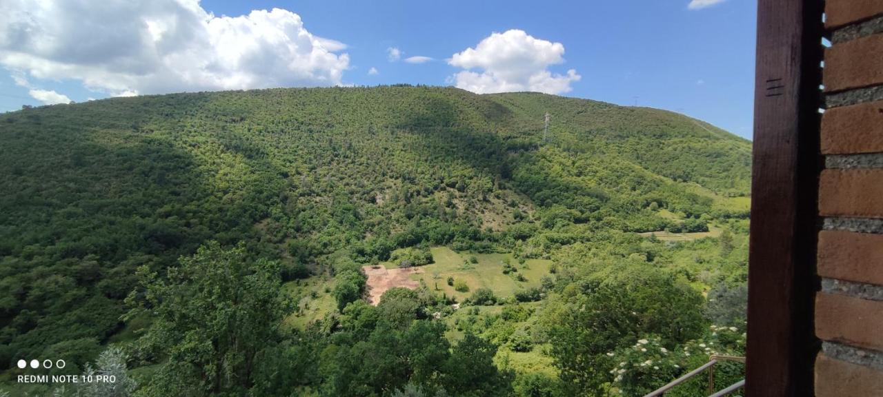 Casa Belvedere A Valle San Martino Di ספולטו מראה חיצוני תמונה